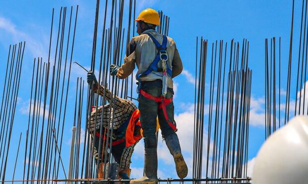 قانون بیمه اجتماعی کارگران ساختمانی اصلاح می‌شود