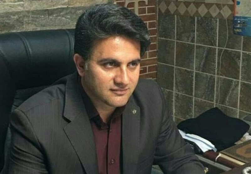 فعال کارگری: درآمد مشاغل کاذب از حقوق کارگران بیشتر است
