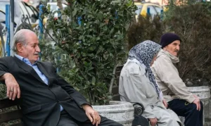 حقوق بازنشستگان ۵۰ درصد افزایش نمی‌یابد