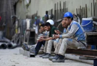 این ۳ دسته از کارگران در سال ۱۴۰۴ نباید حقوق حداقلی بگیرند این ۳ دسته از کارگران در سال ۱۴۰۴ نباید حقوق حداقلی بگیرند