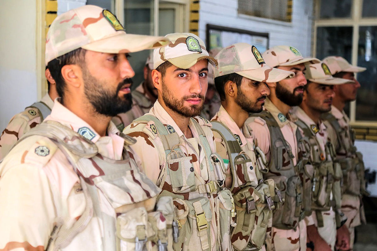 سربازی و سختی کار