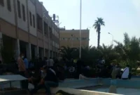 اعتراض کارگران شرکتی پتروشیمی رازی اعتراض کارگران شرکتی پتروشیمی رازی