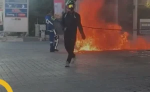 کارگر پمپ‌بنزین پس از شکست عشقی ایستگاه سوخت را به آتش کشید (+فیلم)