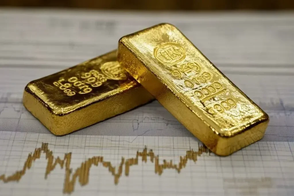 طلا بخریم یا دست نگه داریم؟