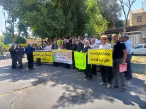اعتراض بازنشستگان به عدم پرداخت مابه‌التفاوت حقوق دو ماه اول سال