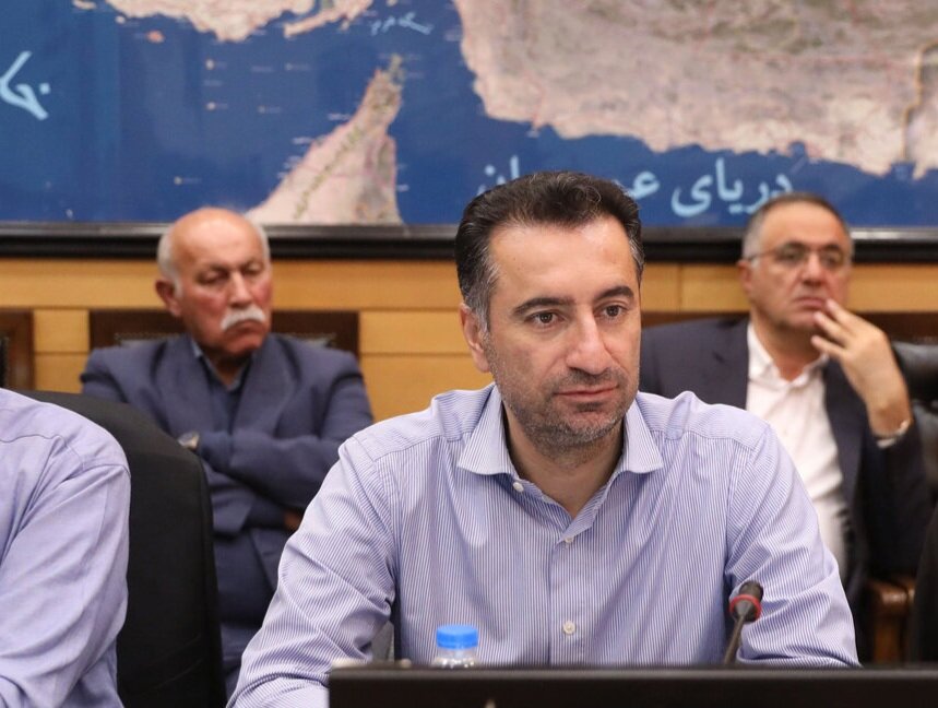عضو هیأت رئیسه کمیسیون اجتماعی مجلس: افزایش مجدد حقوق کارگران در شرایط عادی انتظار معقول و منطقی است