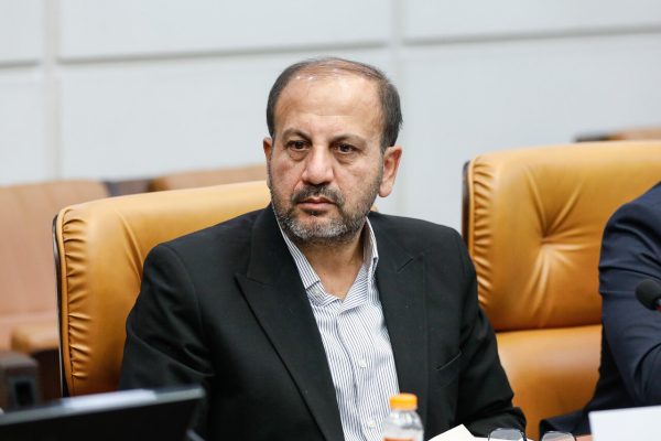 رئیس فراکسیون کارگری مجلس؛ دولت به هر نحو ممکن توان خرید کارگران را افزایش دهد