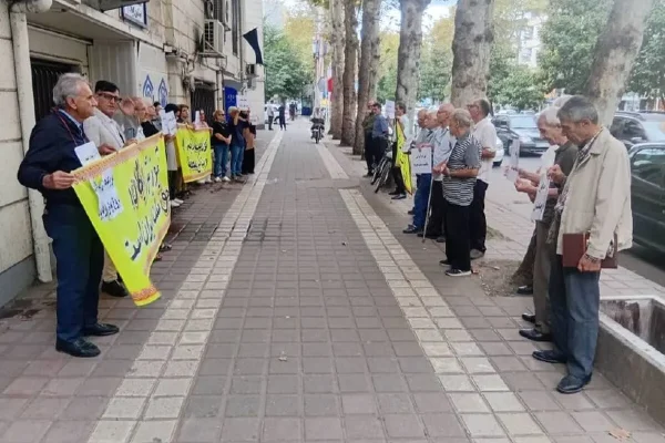 تجمع بازنشستگان در چند شهر؛ اعتراض به حقوق زیر خط فقر