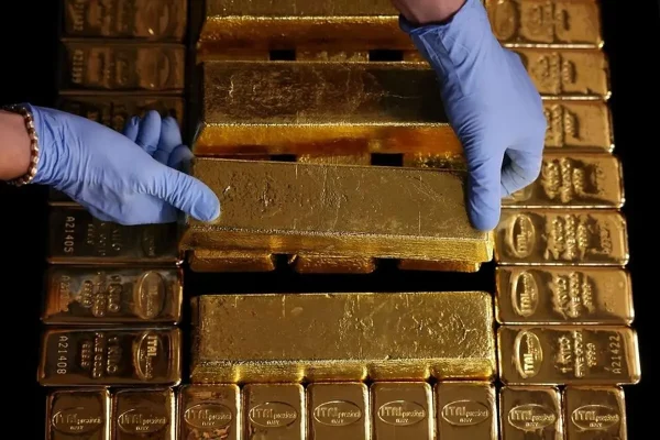 اونس طلا دوباره بالا رفت؛ آخرین قیمت طلای جهانی امروز ۸ مهر