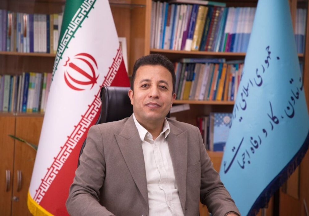 معاون وزیر رفاه: خودم هم کالابرگ می‌گیرم