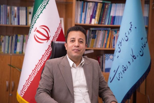 معاون وزیر رفاه: خودم هم کالابرگ می‌گیرم