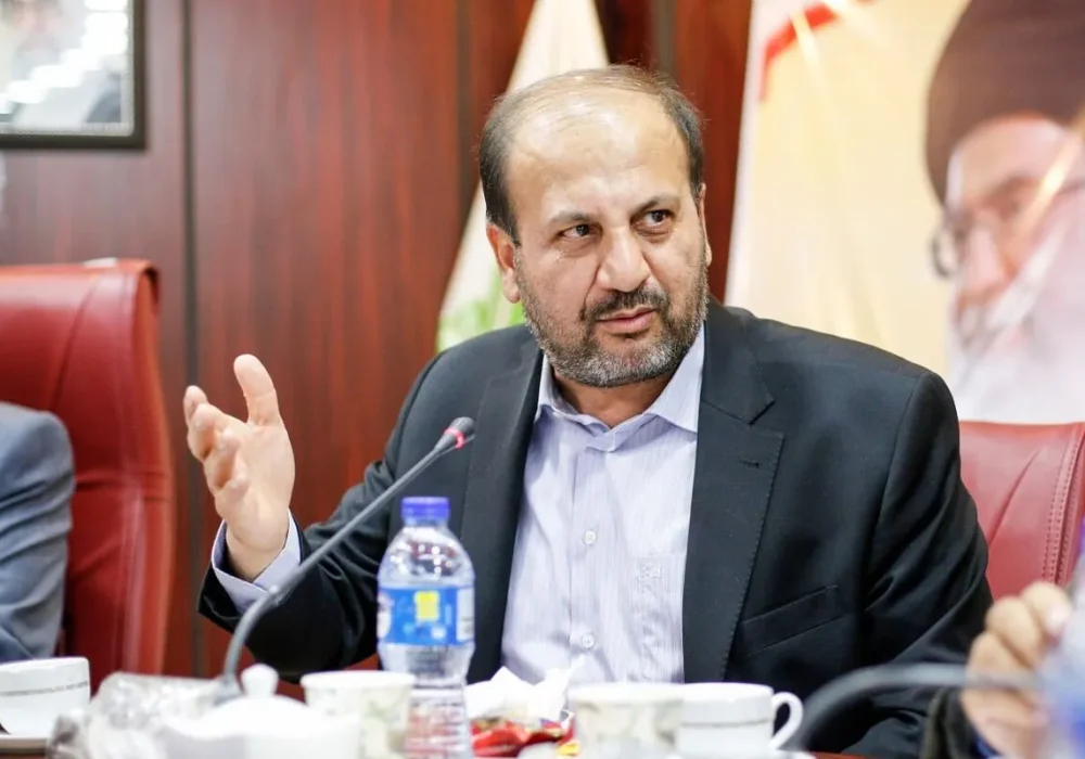 رئیس فراکسیون کارگری مجلس: ترمیم دستمزد کارگران را به استیضاح وزیر کار گره نزنید