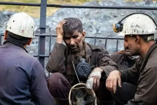 فعال کارگری: تورم قدرت خرید کارگران را بلعید؛ سفره‌ها هر روز کوچک‌تر می‌شوند