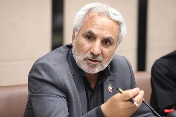 مجلس به دولت درباره حقوق کارکنان هشدار داد؛ لایحه ترمیم حقوق را بفرستید!