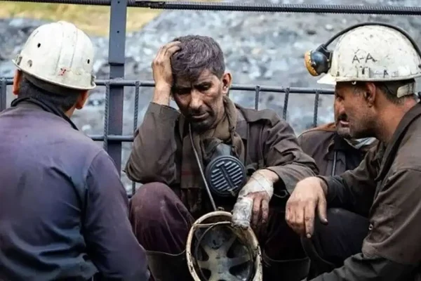 تراژدی زیر خروارها خاک و قعر مخازن طلا؛ از سوداگری مناقصات تا دفن ایمنی کار/ چرا بهای انباشت سرمایه باید جان کارگران باشد؟