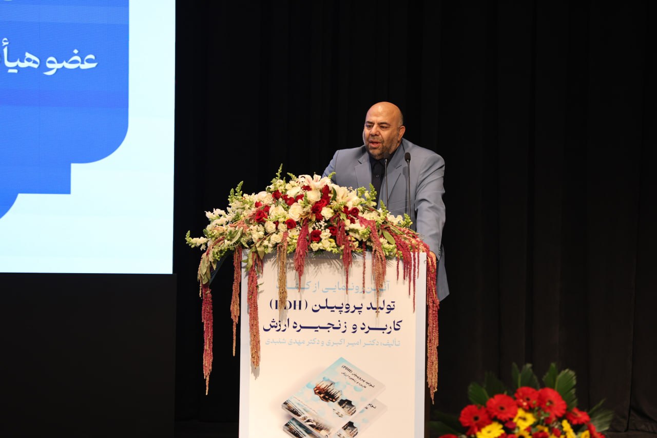 دکتر علی حسنزاده عضو هیات علمی پژوهشکده بانک مرکزی