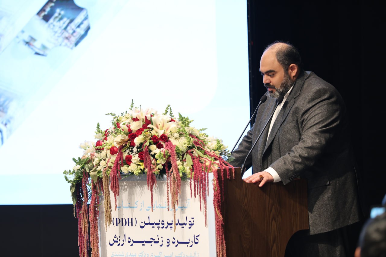 اکبری مدیرعامل پتروشیمی جم