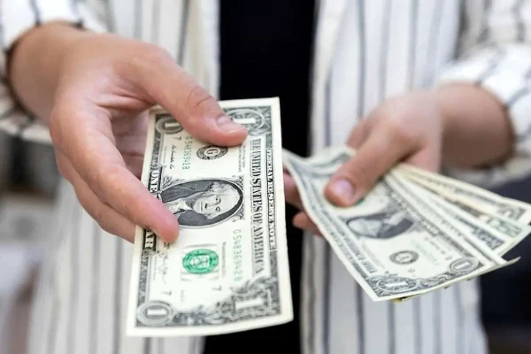 قیمت دلار، طلا و سکه امروز شنبه ۱۸ مهر؛ سکه امامی ۲۷۲ میلیون تومان